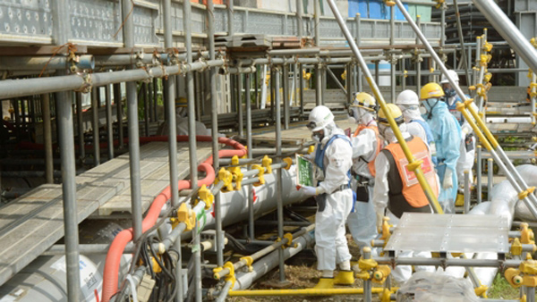 일본 후쿠시마 원전 작업자, 방사성 물질에 또 내부 피폭