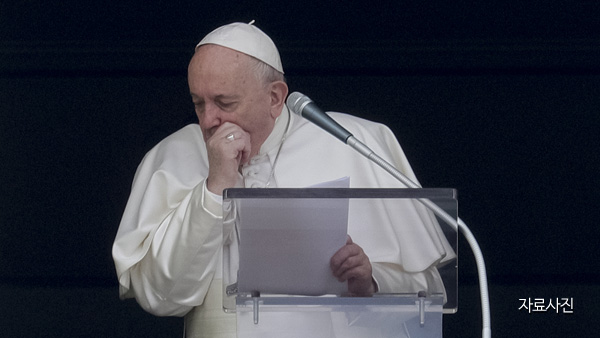 교황 '코로나19 여파'에 주일삼종기도 '영상'으로…"사상 처음"