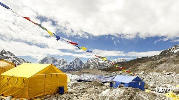 "베이스캠프에 코로나 퍼질라"…네팔, 에베레스트 등반 불허