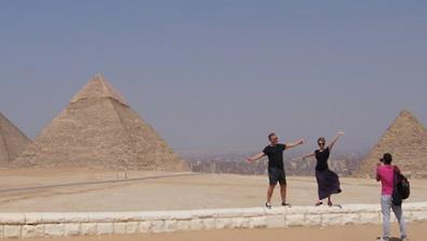 이집트, 코로나19 확진자 300명 육박…피라미드 등 관광지 폐쇄