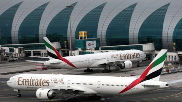중동 최대 에미레이트항공, 여객기 운항 중단키로 했다가 2시만에 축소로