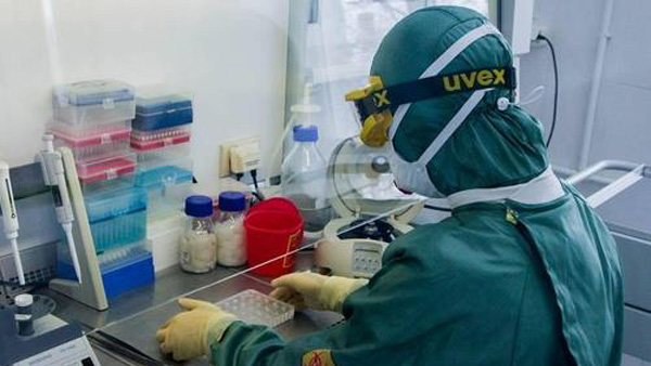 러시아 학술원 "코로나19 치료제 3종류 개발, 시험투약 준비"