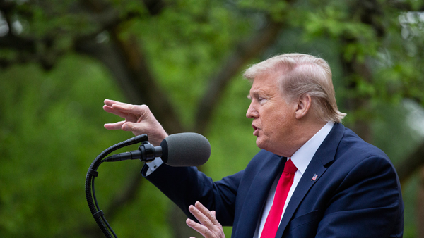 트럼프, 이달부터 경제재개 전망…"일부 주는 월말보다 더 빨리"