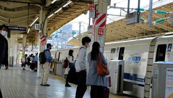 "일본 코로나 확진자 빙산의 일각…실제 감염자 10배 이상"