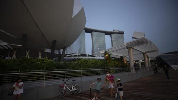 싱가포르, 코로나19 '서킷 브레이커' 내달 1일 종료…경제활동 3단계로 재개