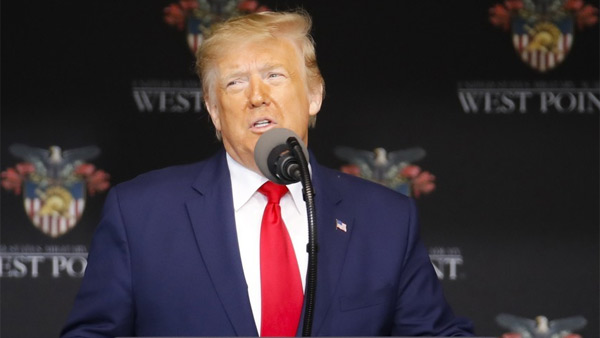 트럼프 "먼나라 갈등해결 미군책무 아냐…적들 위협시 행동"