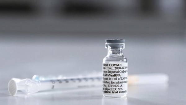 영국, 코로나19 백신 임상시험 개시…300명에 투여