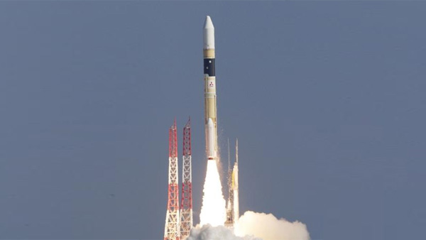 일본, 달 탐사·미사일 탐지 위성 개발 나선다