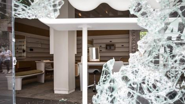 미 시카고 최대 번화가서 대규모 폭동·약탈…경찰과 총격전