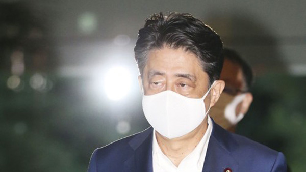 아베 일본 총리 총리직 사의 정식 표명 "궤양성 대장염 재발"