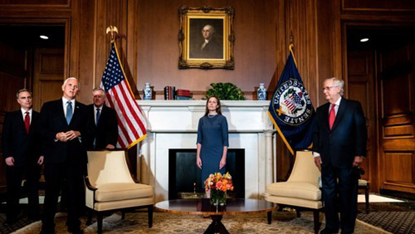 미 대법관 '인준 전쟁' 서막…배럿 지명자 상원 예방