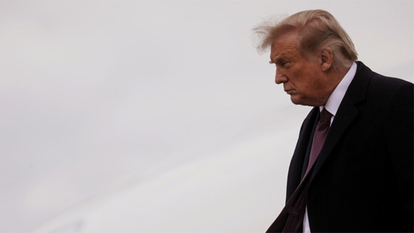 트럼프, 군 병원으로 이동…백악관 "며칠 보낼 것"