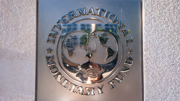 IMF "코로나19 재확산으로 세계경제 회복세 약화…위험 여전"
