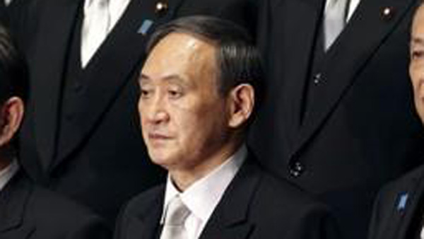 '코로나 부실 대응' 여론에 스가 내각 지지율 40％로 급락