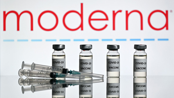 미 FDA "모더나 백신 매우 효과적"…두번째 백신 승인 예상