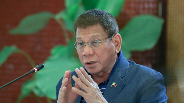 필리핀 두테르테, 미국에 "백신 제공 안하면 군사협정 종료"