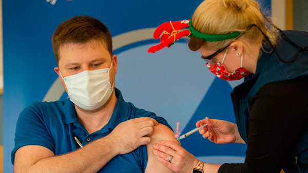 美 코로나 백신 194만명 접종…"예상보다 접종 속도 느려"