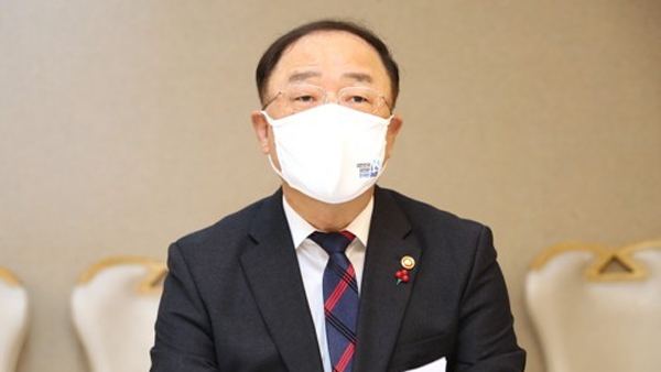 홍남기 "올해 공공기관 2.6만명 이상 신규채용"