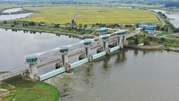 금강 세종보·영산강 죽산보, 4대강 보 중 처음으로 해체된다 