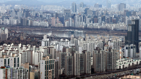 정부 공식 통계로도…서울 아파트값 평균 9억 원 넘겨 