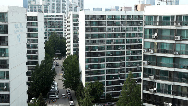 서울 집값 잡히나…실거래가격 내린 단지 속속 등장