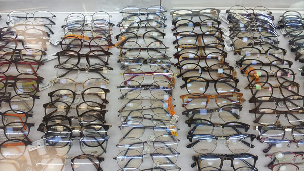 안경 온라인 판매·드론 배송 추진…3분기 이전 상생안 마련