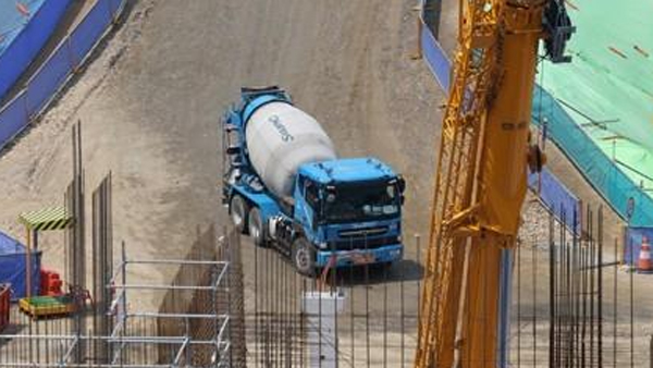 "하청·재하청으로 임금 깎여"…정부, 국가·지자체 공사 일부에 적정임금제 도입