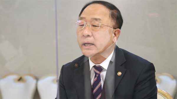 홍남기 "내수 반등 두드러져‥4분기 소비 반등 발판 마련"