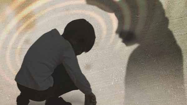 '자녀 징계할 수 있다' 민법서 삭제…법사소위 통과