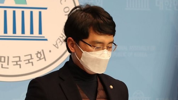 민주, 국민의힘 김병욱 의혹에 대응 자제…"피해자 뜻 몰라"