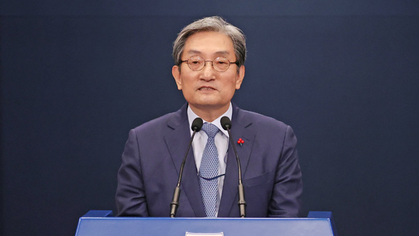 노영민 "윤석열, 퇴임 후 정치하리라 생각 안해"