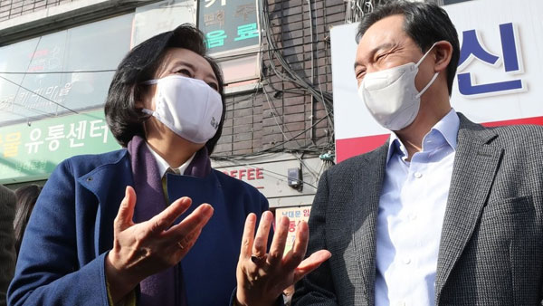 박영선 "문재인 보유국" 우상호 "든든한 대통령" 친문 공략 