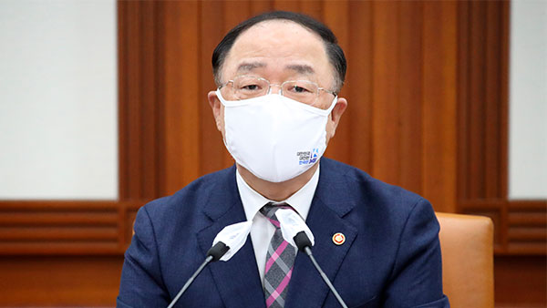 홍남기 "재정당국 입장을 절제된 표현으로 말씀드린 것" 