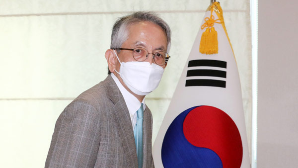 한국말로 첫 인사…'지한파' 아이보시 신임 주한일본대사 활동 시작 