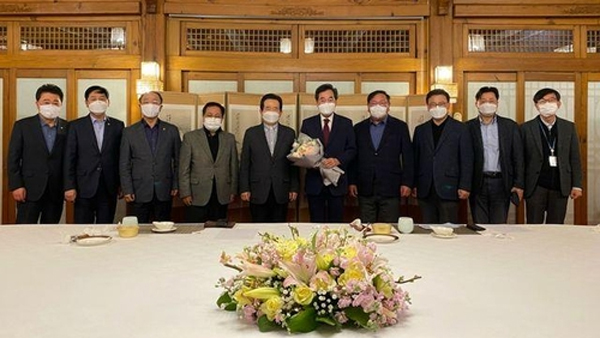 당정청, LH사태 대처 방안 협의 "차명 거래 적발 수사 필요"