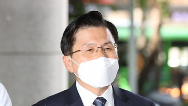 황교안 "여권, '정치검사 윤석열' 운운…적반하장도 유분수"