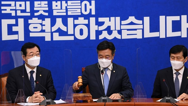 "종부세기준 12억"·"LTV비율 60%↑"…與 바카라사이트 뱃무브 변화?