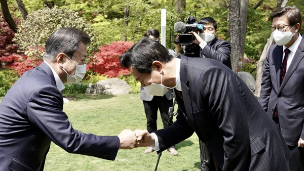 문 바카라사이트 벳무브, 오세훈·박형준과 오찬회동…코로나·부동산 논의