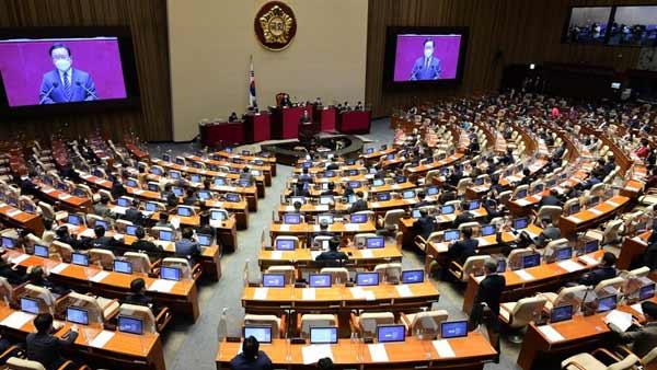 가사근로자, 68년 만에 법적 근로자 지위 인정…유급휴가·퇴직금·4대보험 가입 가능