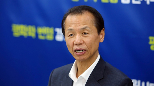 최문순 강원지사 대선 출마 "지역 소멸 문제 깃발 들겠다"