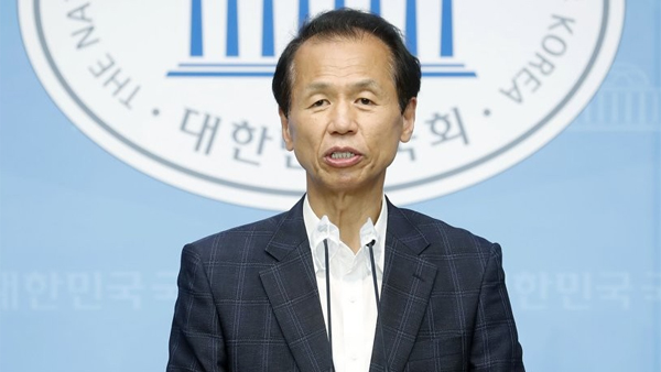 최문순 "윤석열·최재형 대선 출마 안 돼…수사·감사 정치행위 자인"