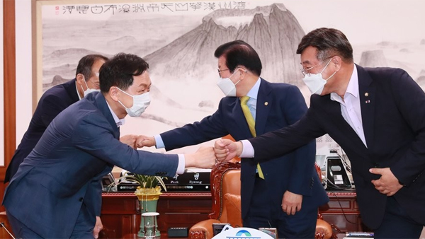 여야, 부동산·정개특위 구성 뜻 모아…법사위원장엔 평행선