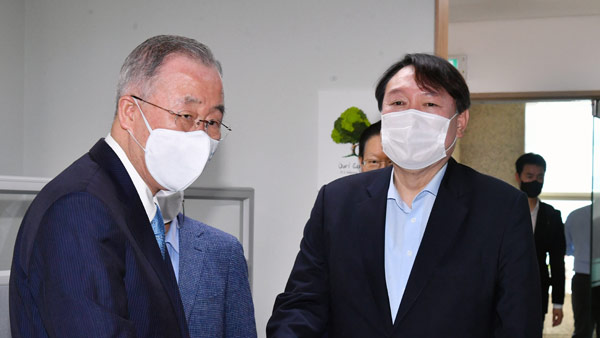 윤석열 "내가 제2의 반기문? 비판은 자유니까 얼마든지.."