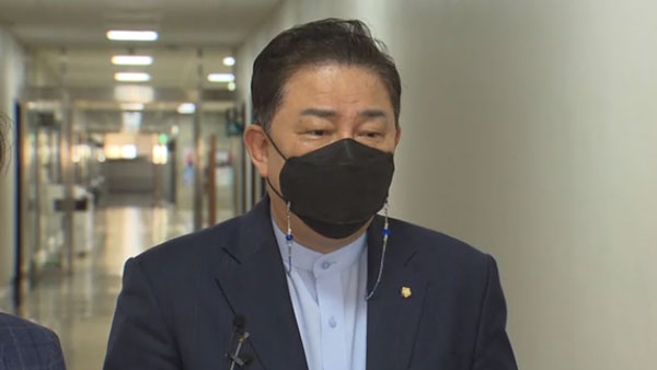 정보위, "국정원 불법사찰 재발방지…당사자 사과" 결의안 의결