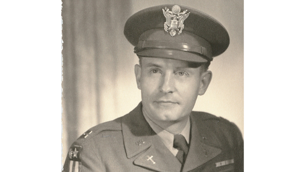 문 대통령, 유엔군 참전용사에 훈장수여…"영원히 기억"