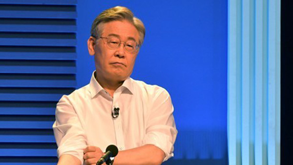 이재명, 범죄·수사경력 증명서 공개…"음주운전은 1건"