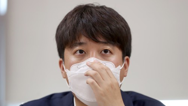 이준석 "탄핵? 당대표 공격 명확해져" vs 신지호 "이준석 염두한 것 아냐"