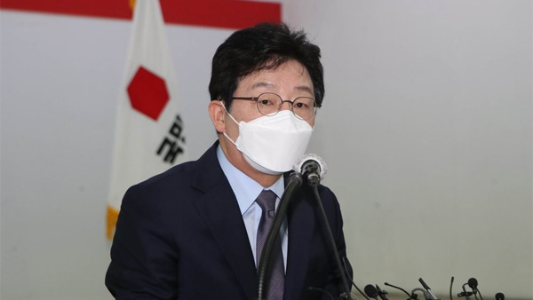 유승민, 대구 찾아 "서운함 뒤로 하고 손 잡아달라" 