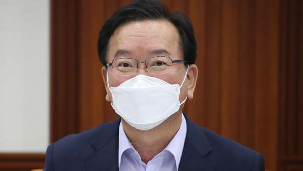 김 총리 "이륜차 일제조사 실시…미신고 이륜차 과태료 대폭 상향"