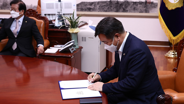 민주, '언론법 협의체' 명단 확정..김필성·송현주 